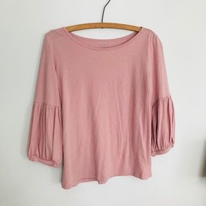 Super pretty pink top!